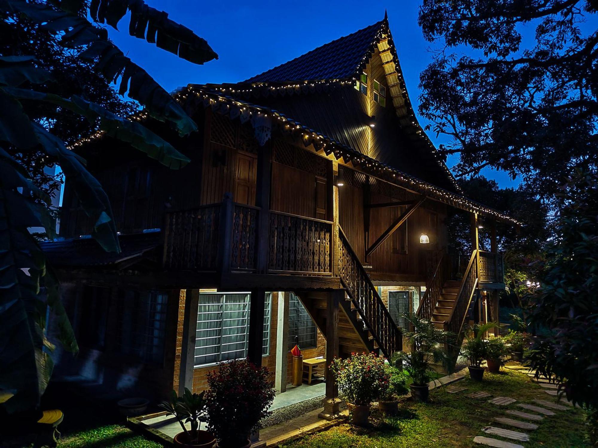Sayang Di Kaki Bukit Homestay Near Icon City Bukit Mertajam Dış mekan fotoğraf